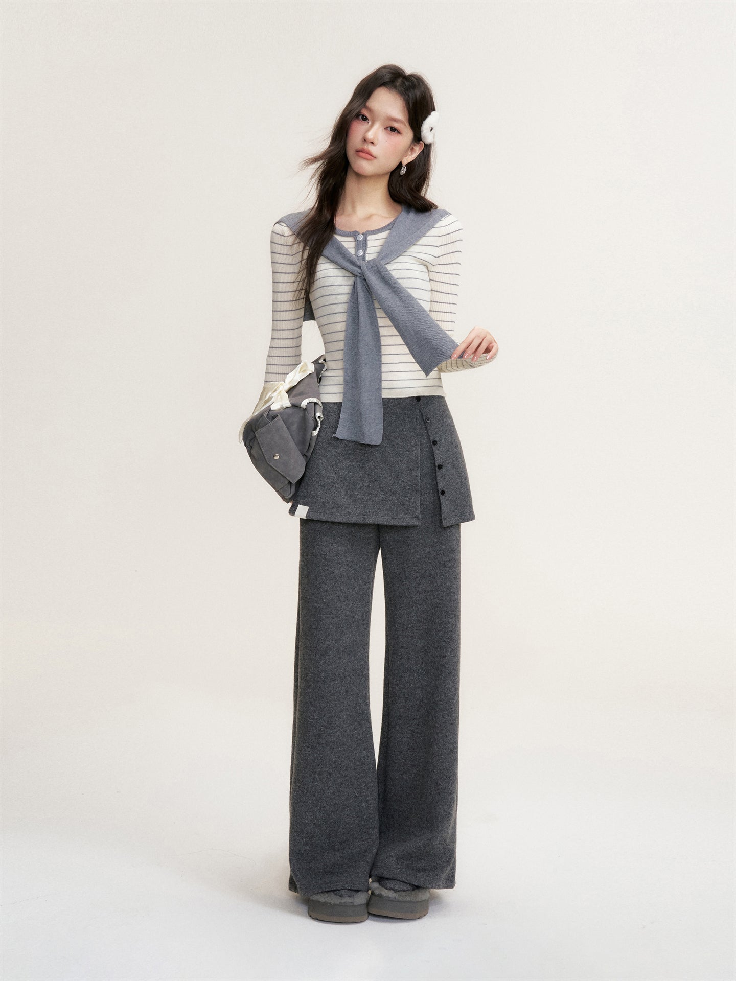 16DEWS 16D25449 Fake two piece slim fit long sleeved knitted top