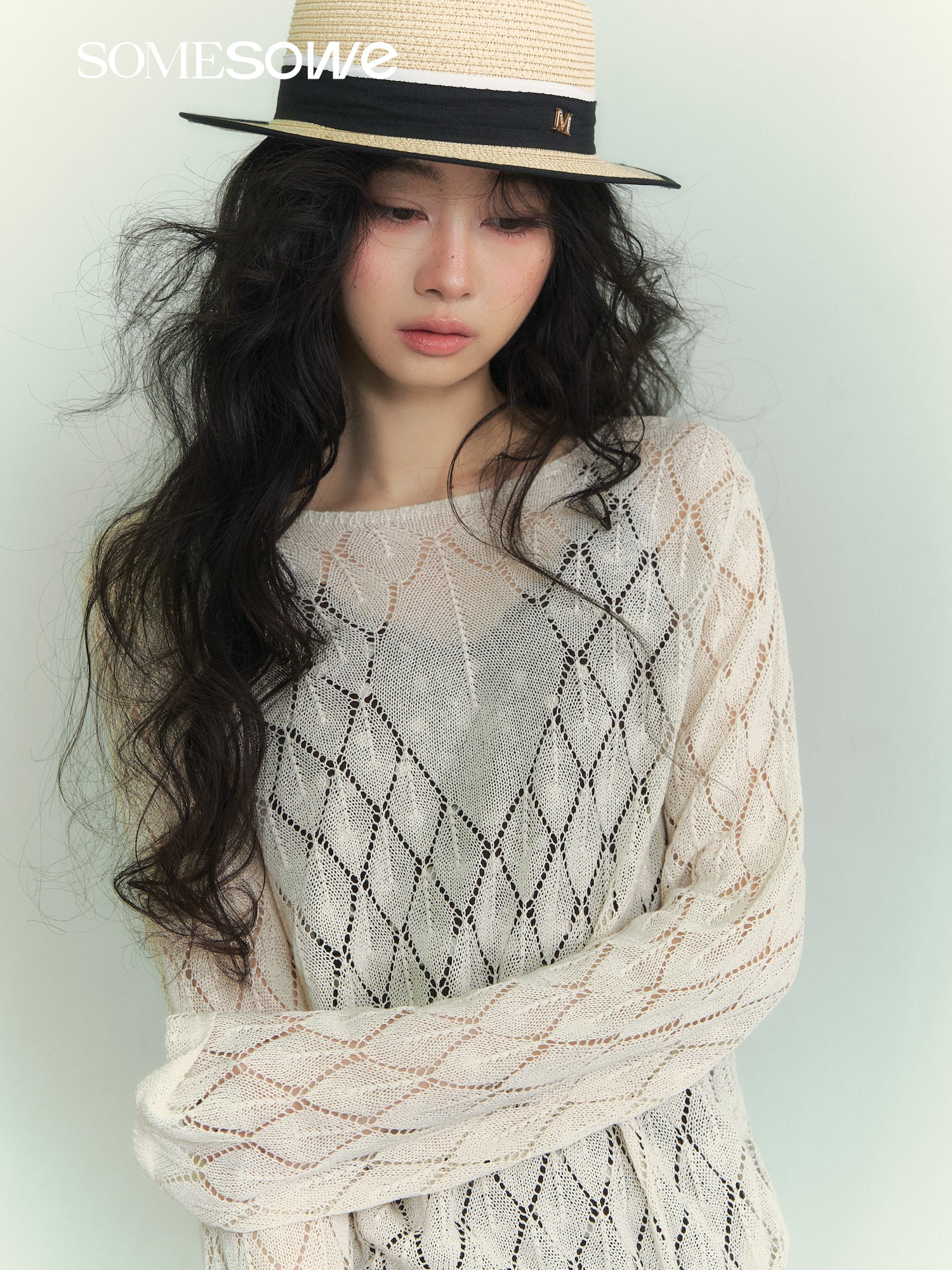 SOMESOWE S2609074 Paper and yarn diamond grid hollow top