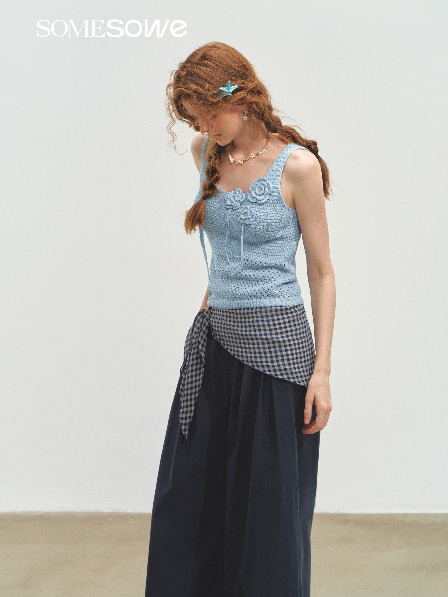 SOMESOWE S2508151 Handmade flower crochet vest (2color)