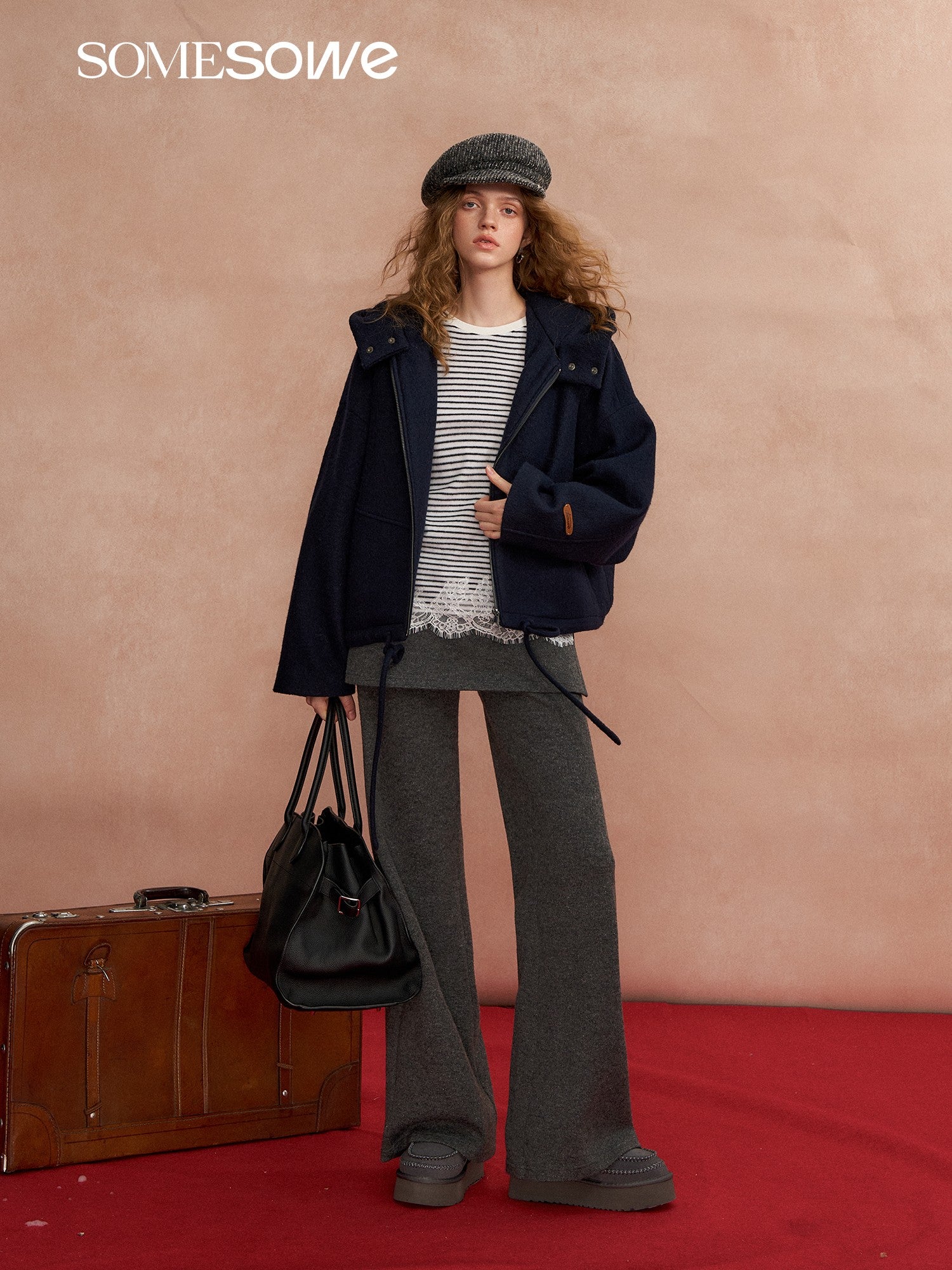 SOMESOWE S2508291 Hooded short wool coat