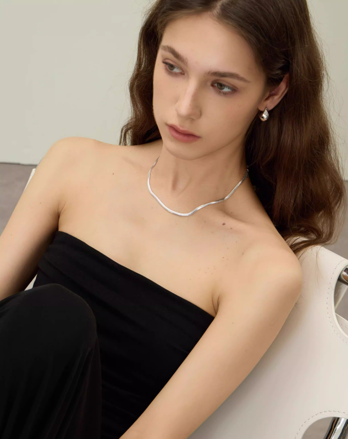 ARSIS Murmuring stream earrings