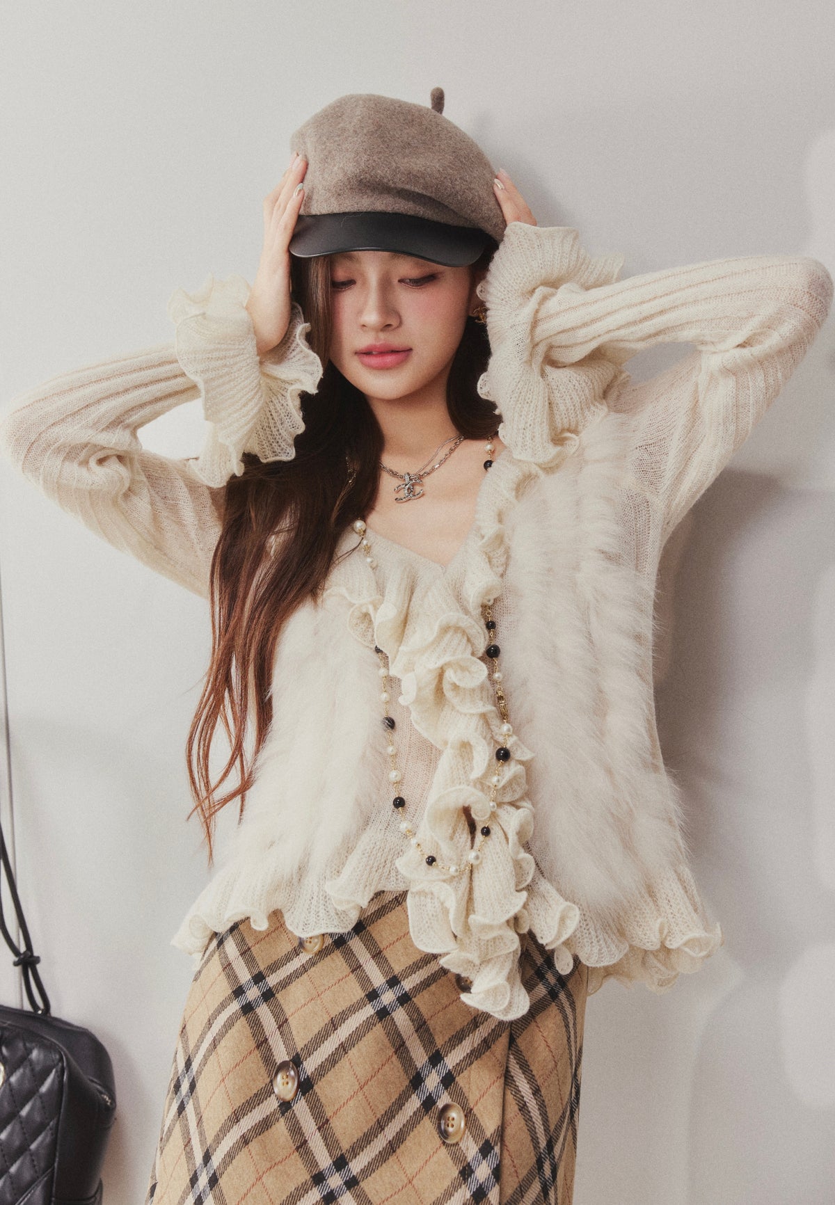 OTEBANBASS Ote260911 Ruffled Fox Fur Trim Knit Sweater