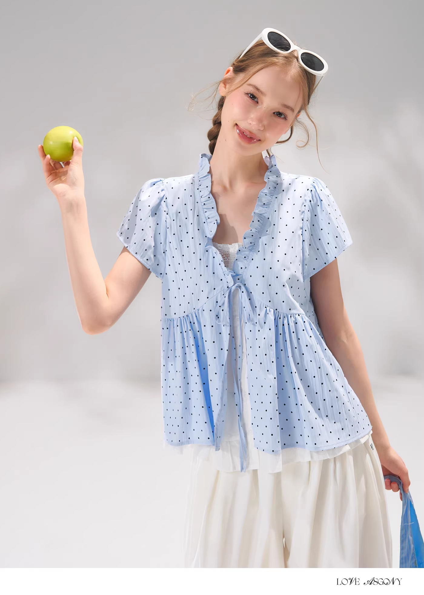 AsGony ASG26055 Fake two piece polka dot short sleeved shirt