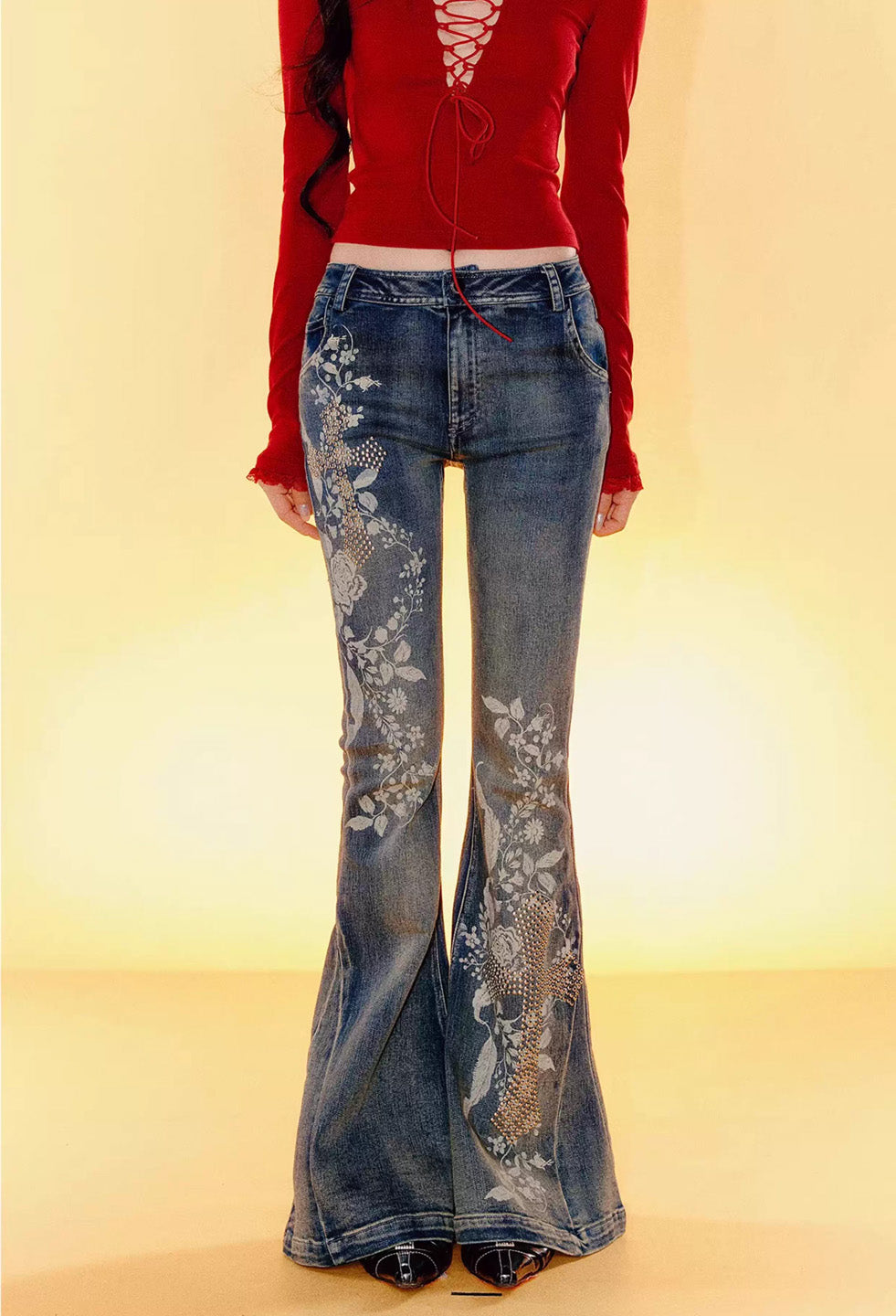 Tut tuto Vintage rose embroidered low waist jeans