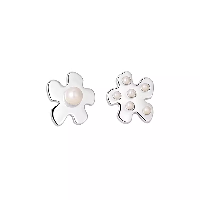 ARSIS Vitality flower Ear studs and clips