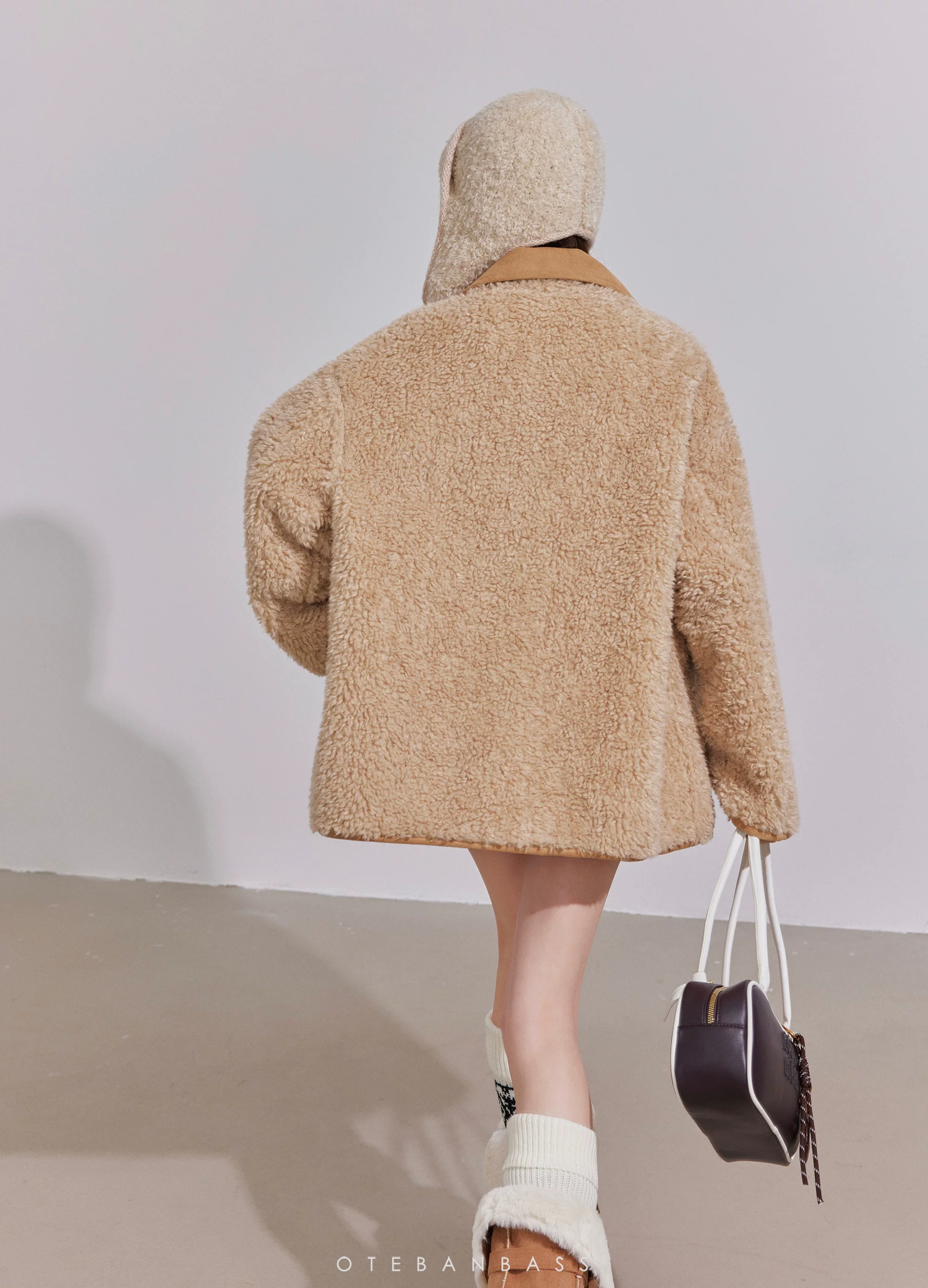 OTEBANBASS Reversible Light Brown Coat