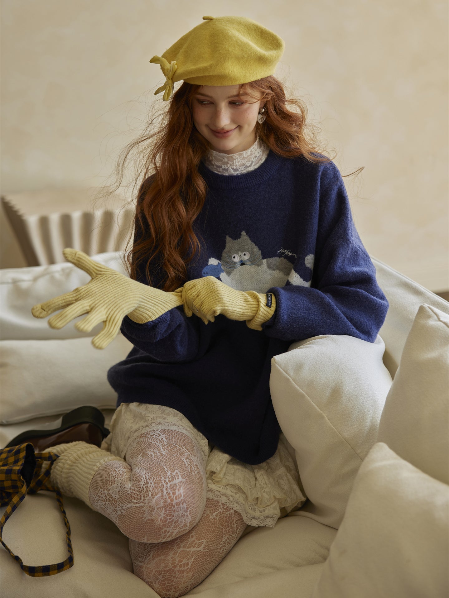 AsGony ASG25515 Simple solid color five finger knitted gloves