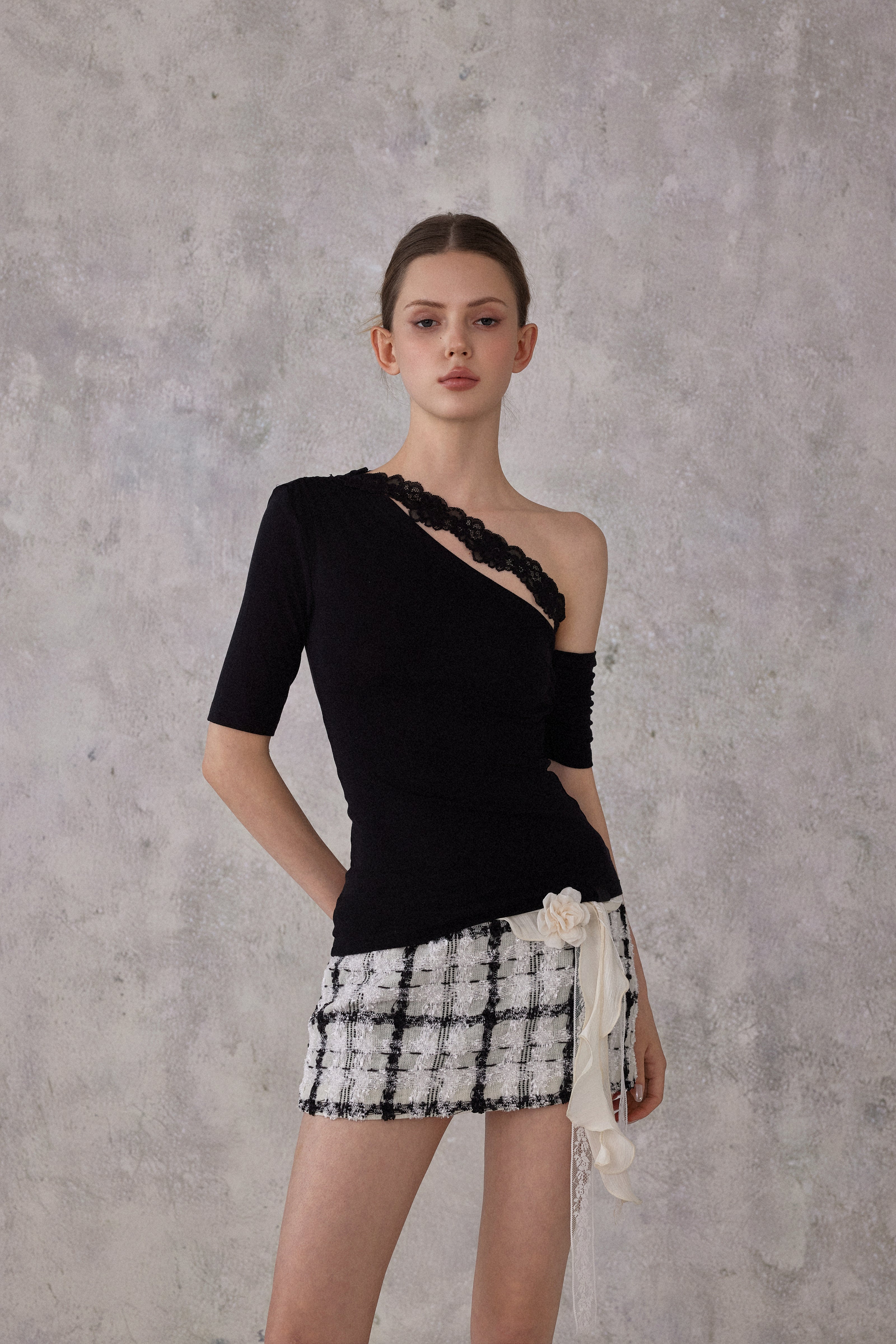 NOMEANSNO N179 Black lace single shoulder top