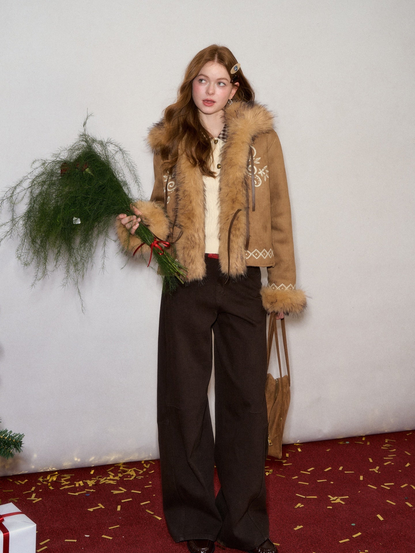 AsGony ASG25623 Coarse thread embroidery strap fur integrated jacket