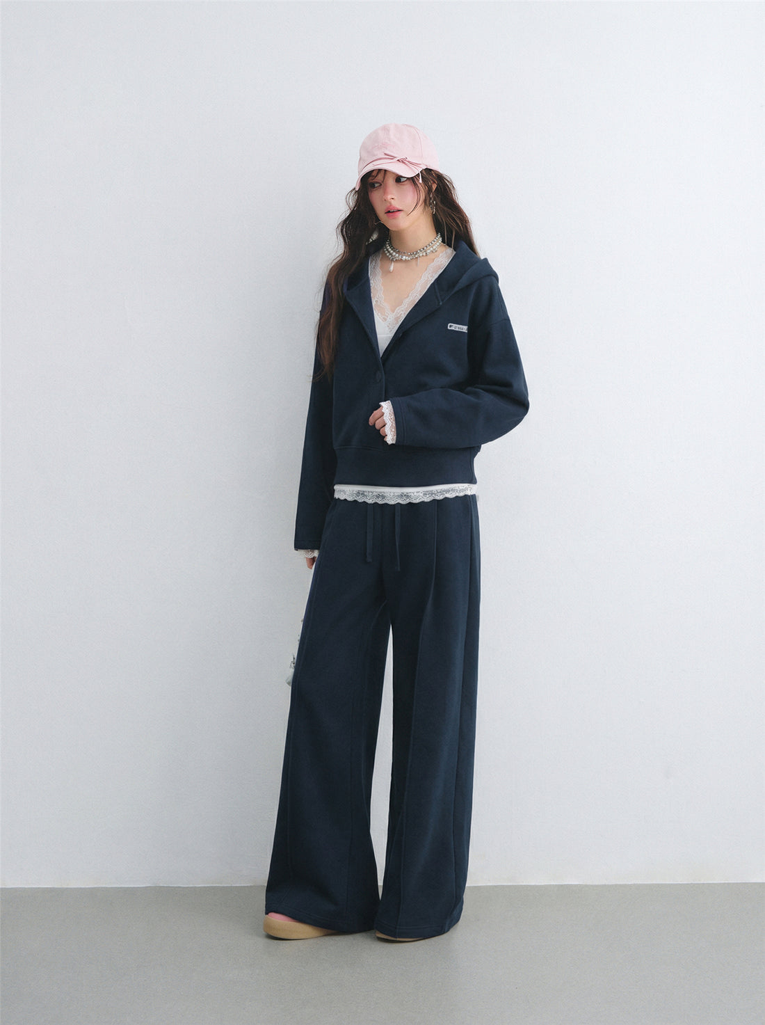 AsGony ASG26038&amp;ASG26039 V-neck cross lace patchwork vest hoodie + pants