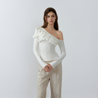 NONCESTNON N205 Ruffled one shoulder white top