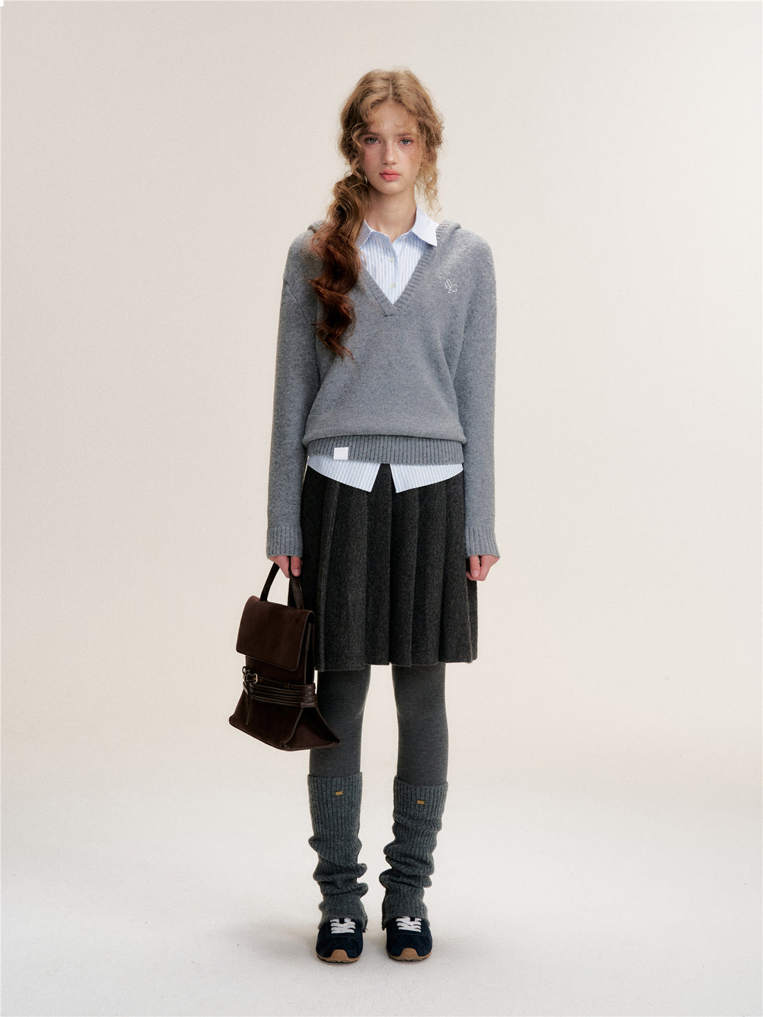 16DEWS 16D25486 Shirt splicing hooded knitted sweater