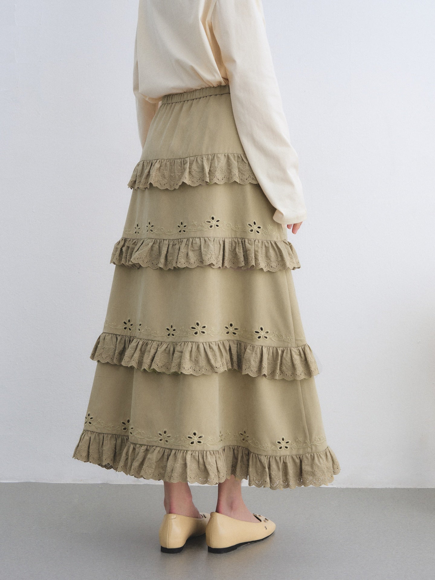 AsGony ASG26036 Vintage lace embroidered half length skirt