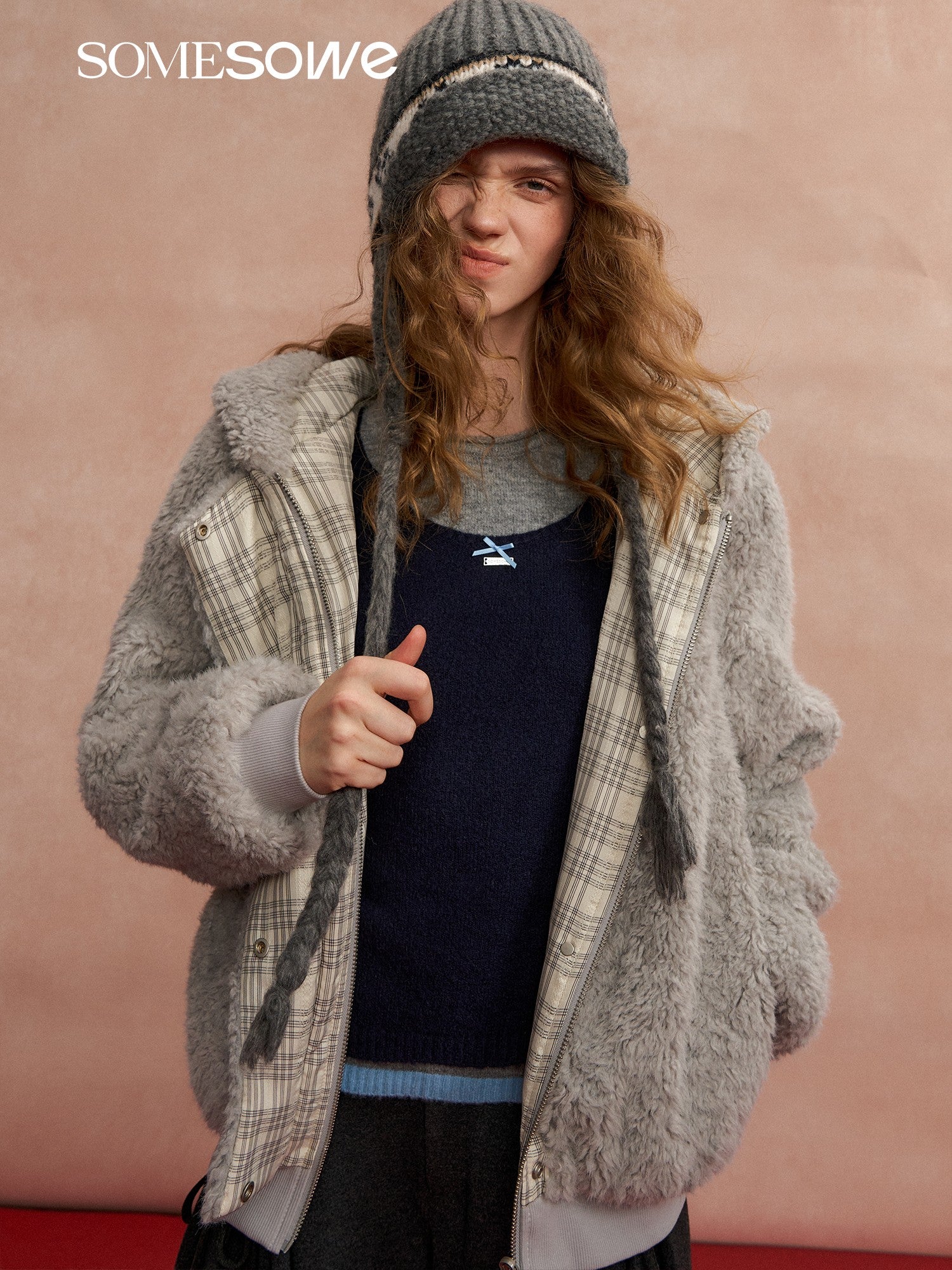 SOMESOWE S2508305 Warm lamb double sided hooded jacket