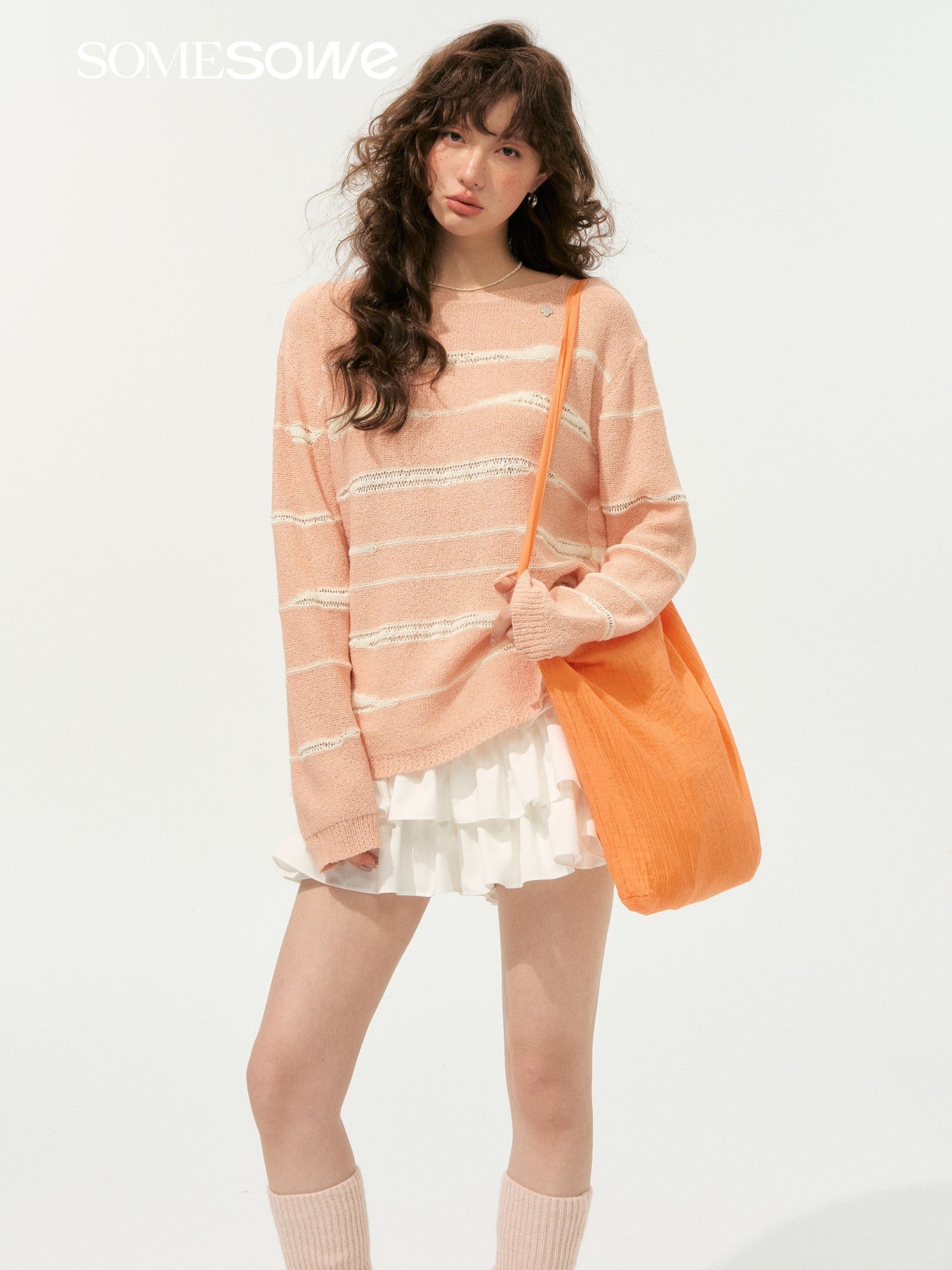 SOMESOWE S2508187 Irregular striped sweater