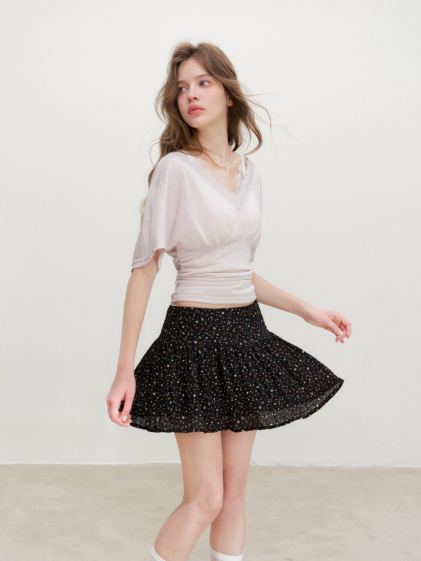 16DEWS 16D26356 Lively Floral A-Line Skirt