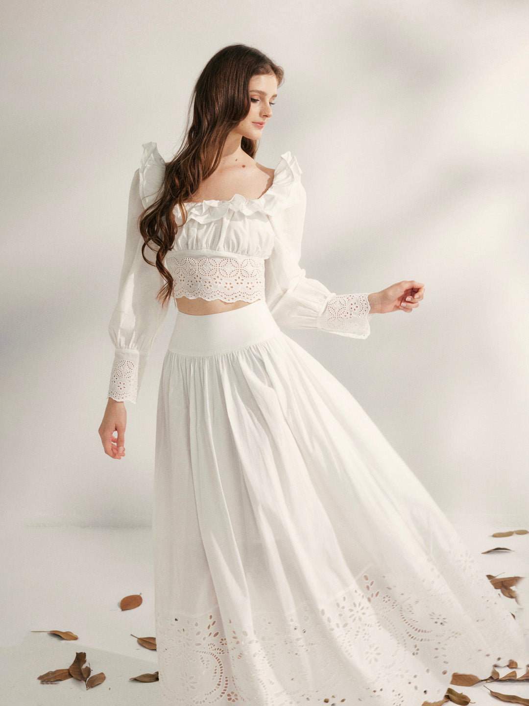 YZZI HE French embroidery hollowed out lace top + skirt set