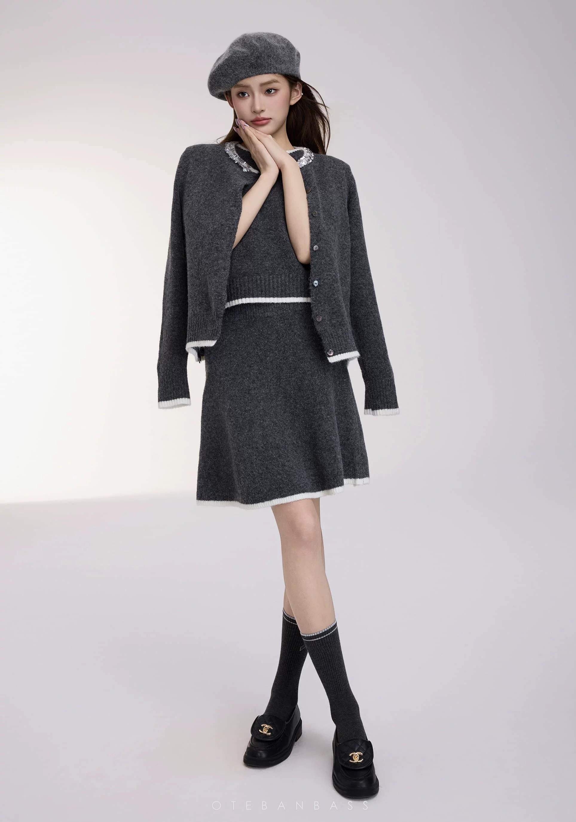OTEBANBASS Grey Knit Three-Piece Outfit Set