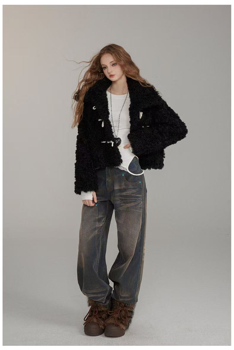 VIA PITTI V24DC252 Horn buckle curly fur coat