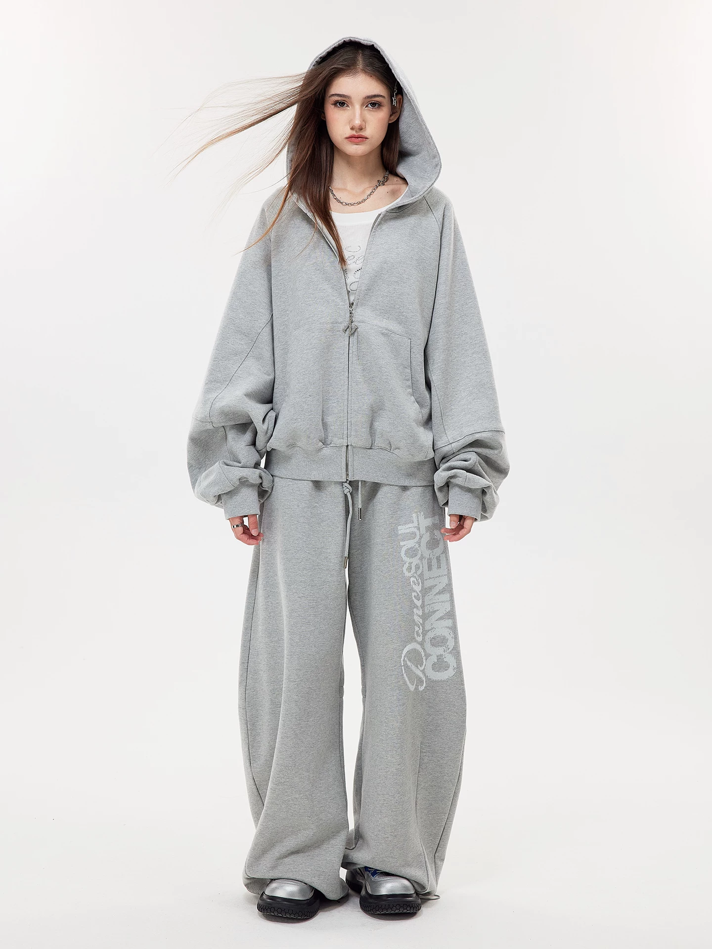 Nova Street Grey Heavy Detail Curved Leg Sweatsuit(SEPERATE)