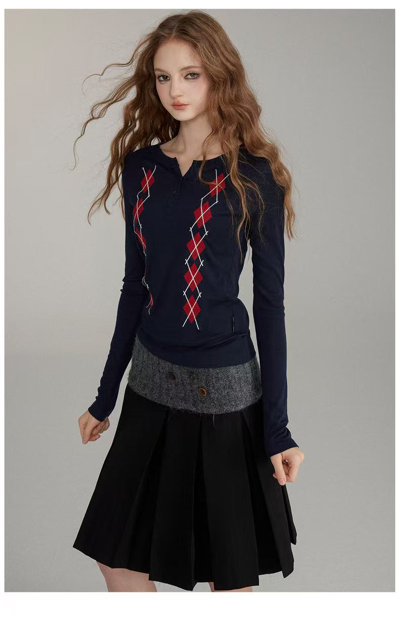 VIA PITTI V24DTP262 Diamond embroidered long-sleeved top
