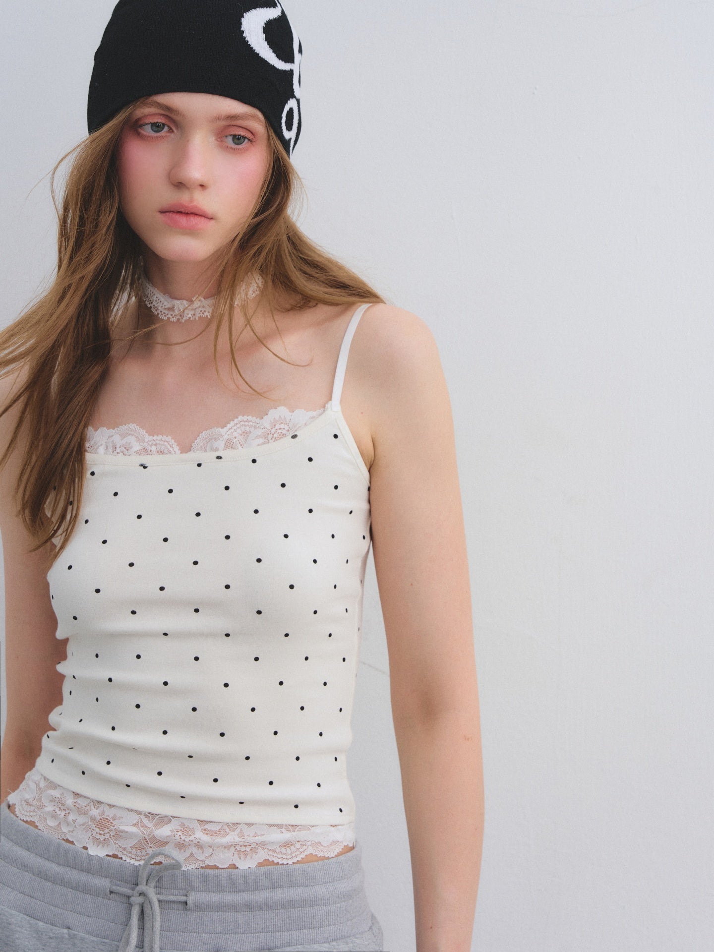 AsGony ASG25670 Lace patchwork polka dot camisole