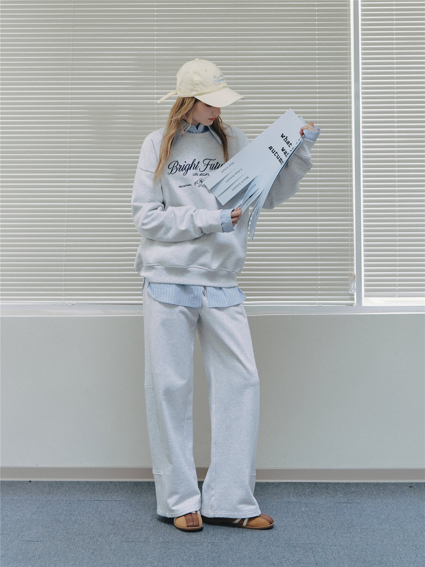 Asgony ASG26538 Elastic Drawstring Paneled Barrel Sweatpants