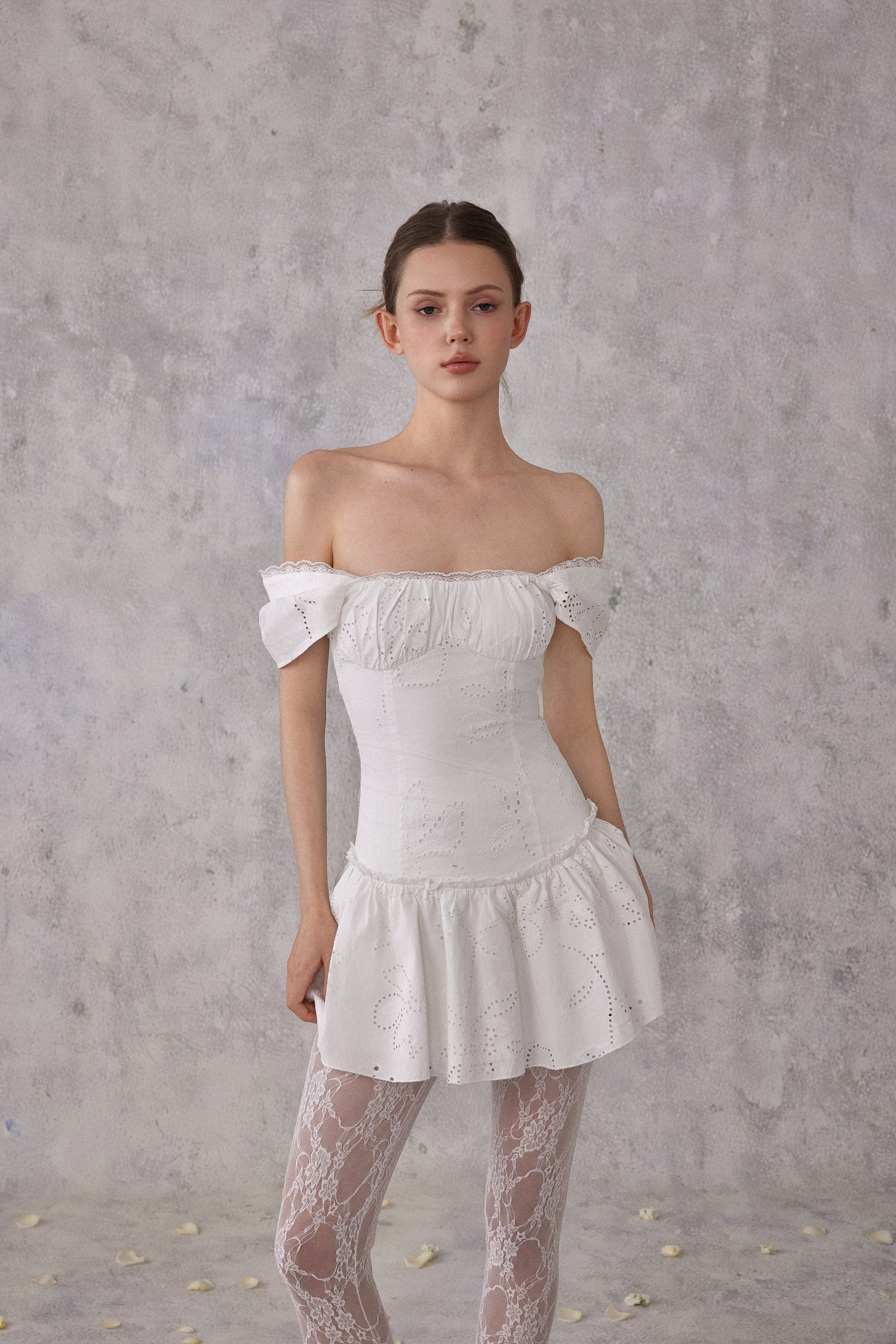 NOMEANSNO N195 Off shoulder lace dress