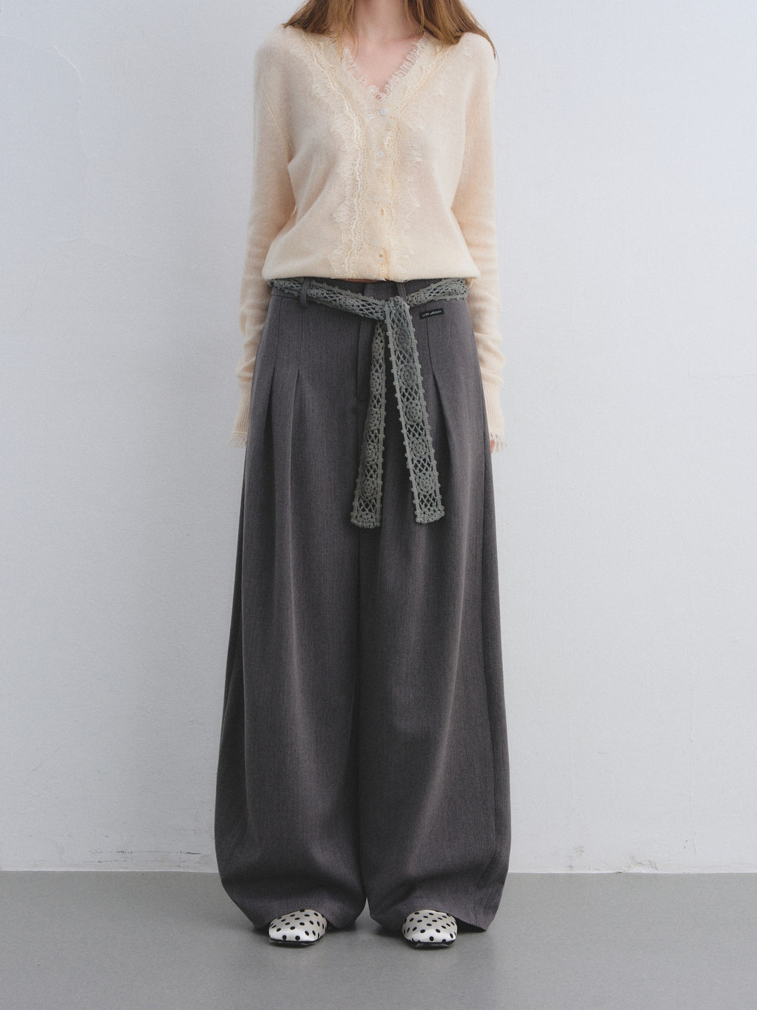 AsGony ASG25636 Floral waist hook pleated wide-leg suit pants