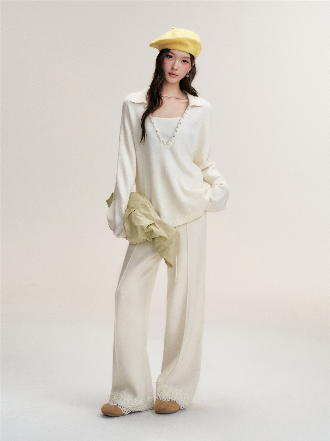 16DEWS 16D25470 Fake Two Piece Bead Chain Collar Knitted Sweaters