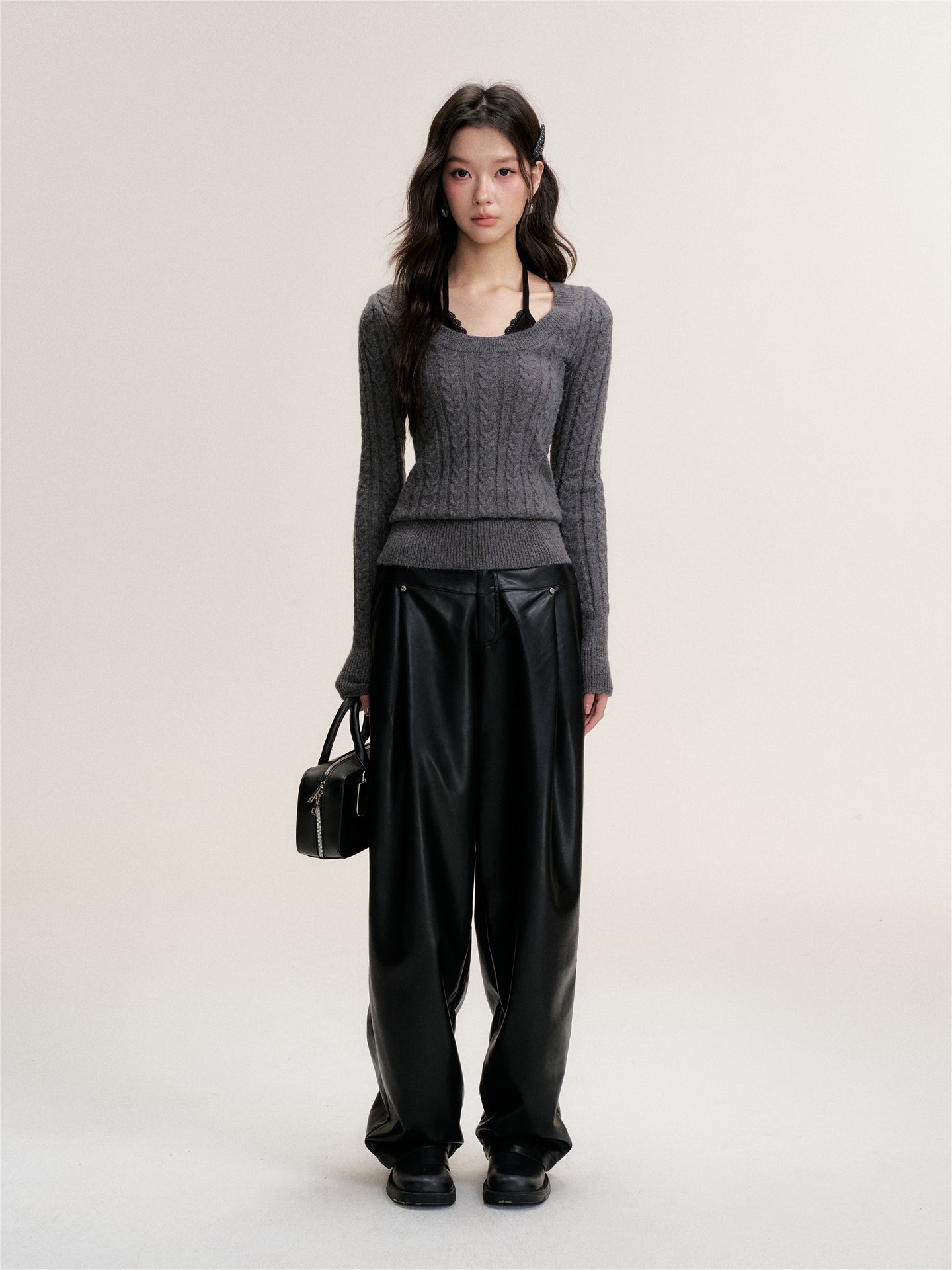 16DEWS 16D25481 Twisted floral texture fake two slim fit base top