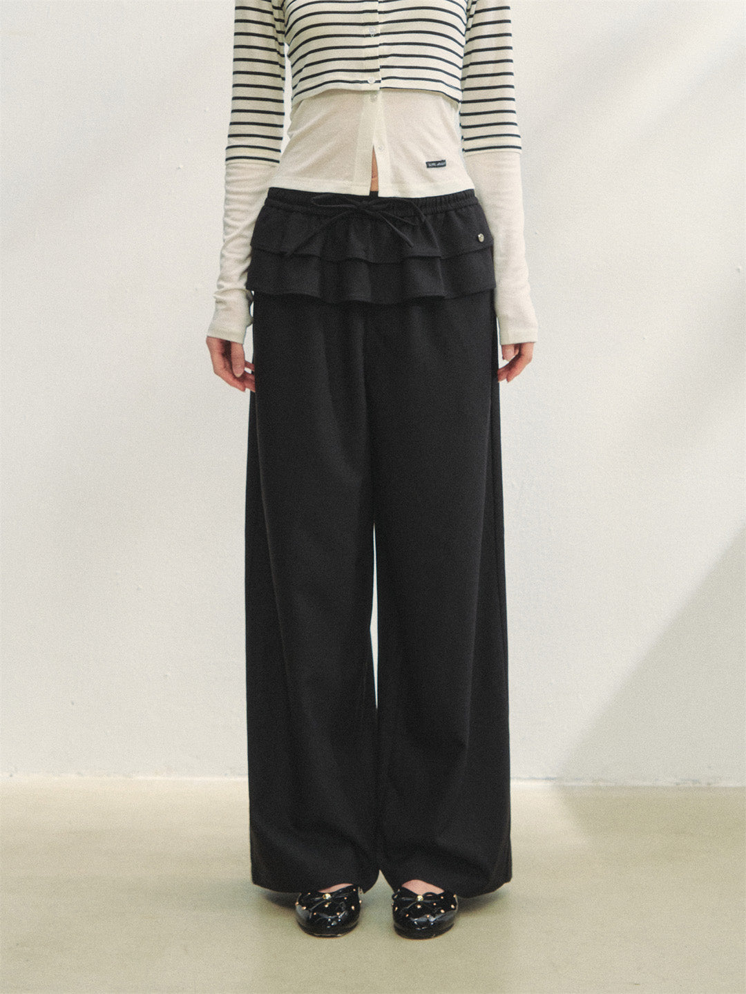 AsGony ASG25275 Double layered ruffle edge tied casual pants