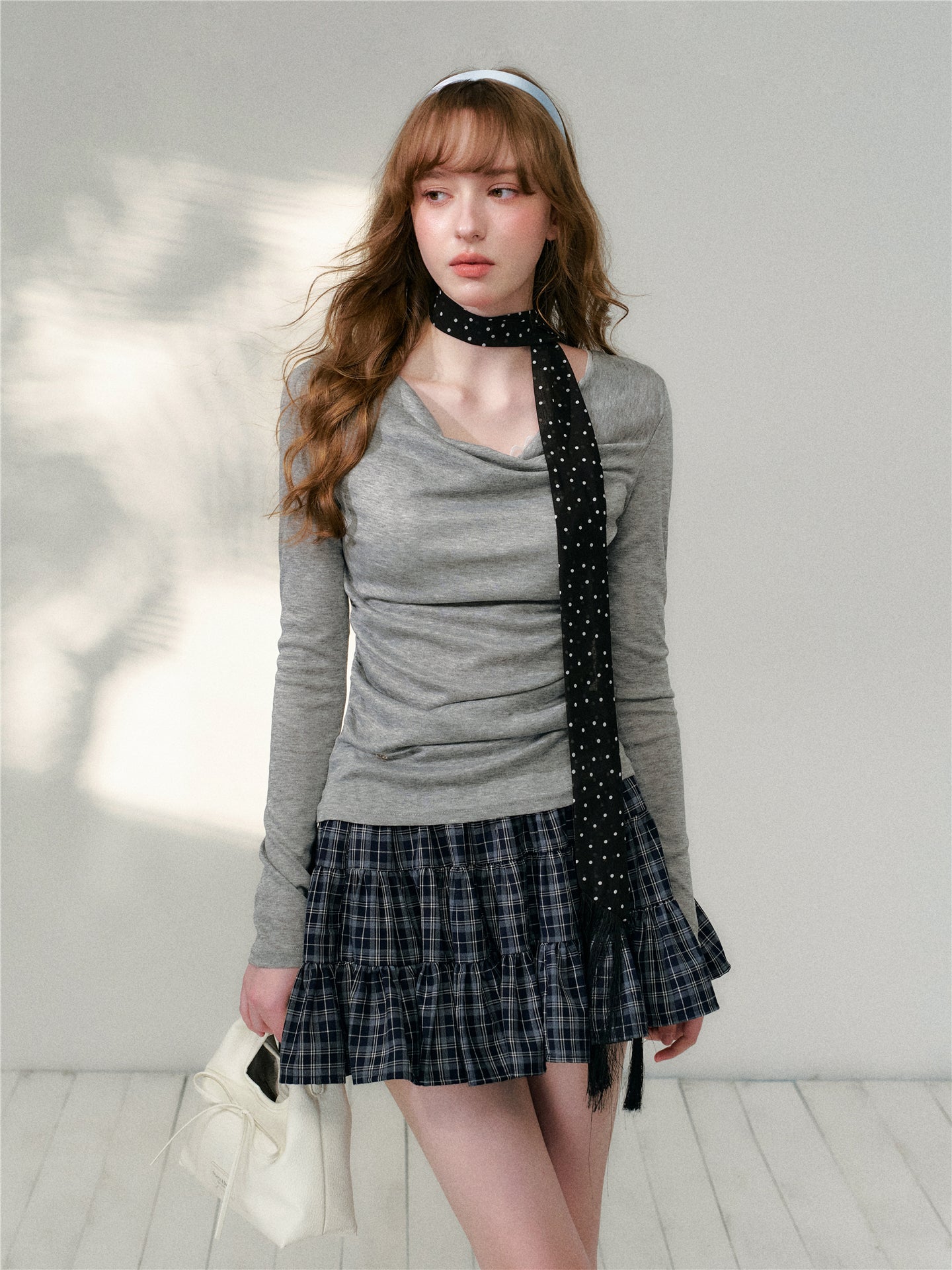 16DEWS 16D26123 High waisted A-line cake pleated skirt