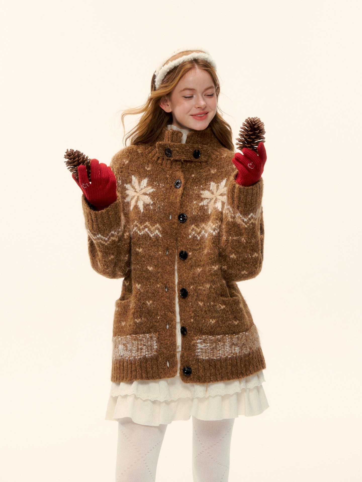 AsGony ASG25593 Wool Snowflake Fel Island Jacquard Knitted Coat