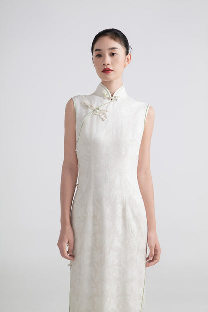 GORGEOUS Chi-pao