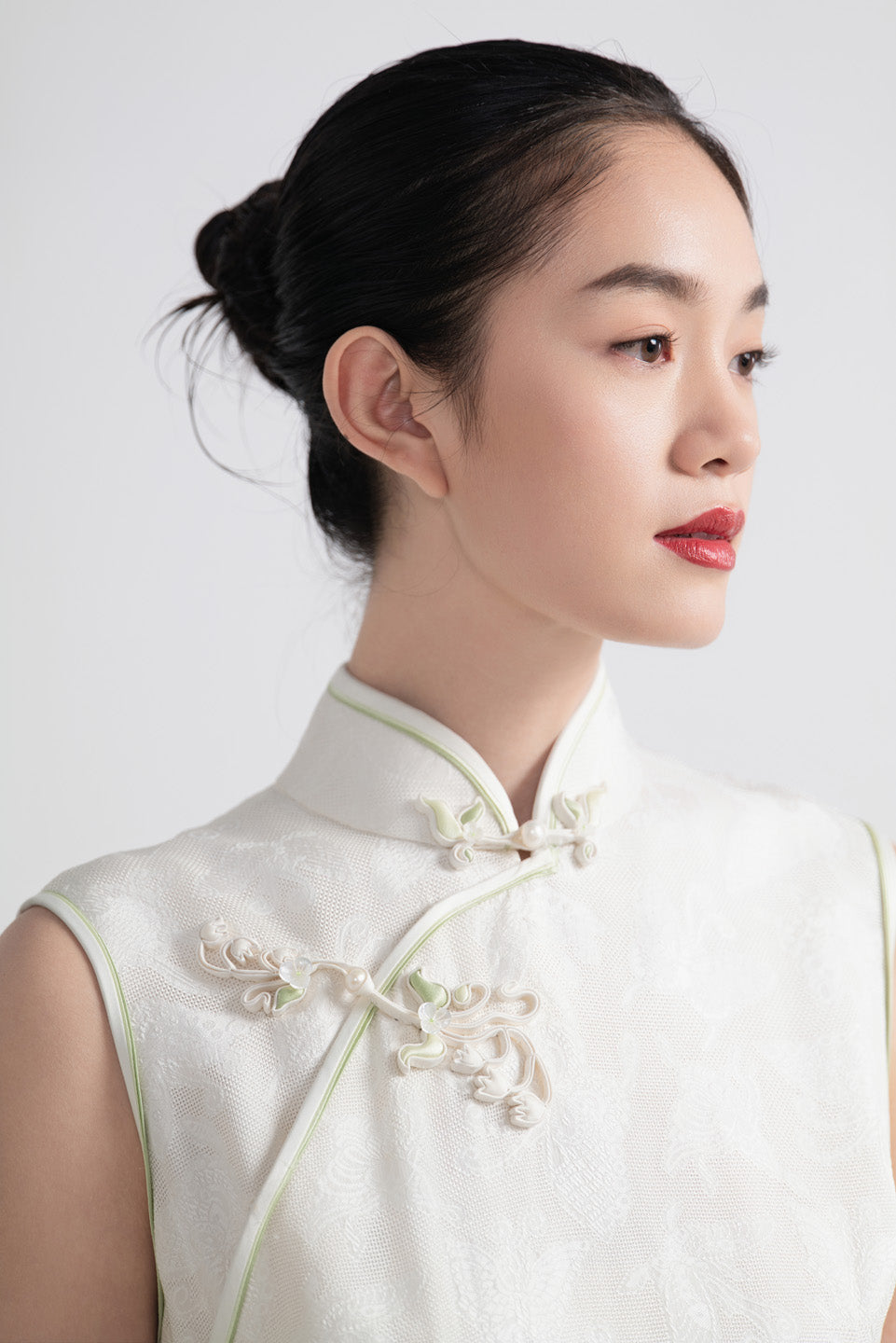 GORGEOUS Chi-pao