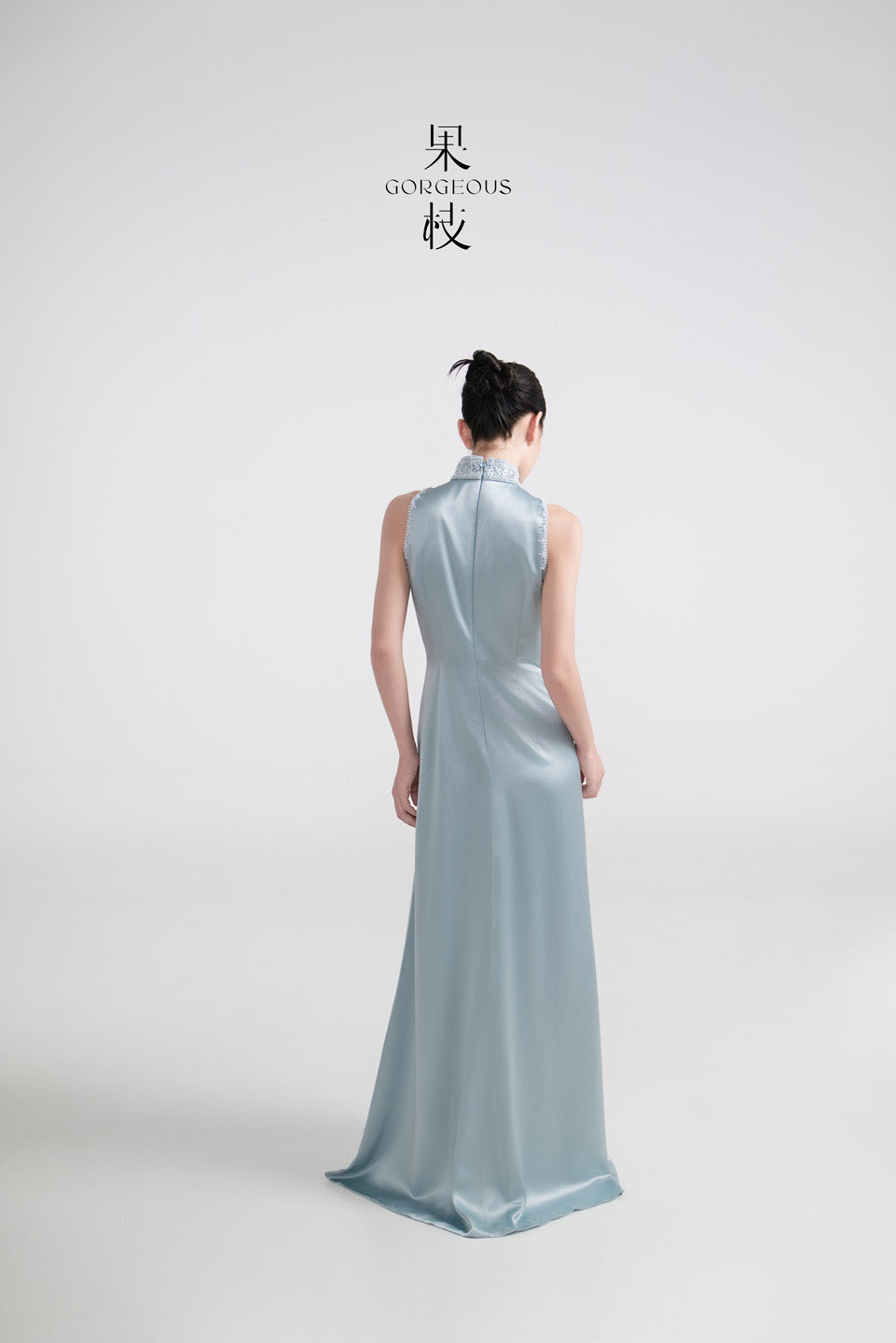 GORGEOUS Long Sleeveless Dress