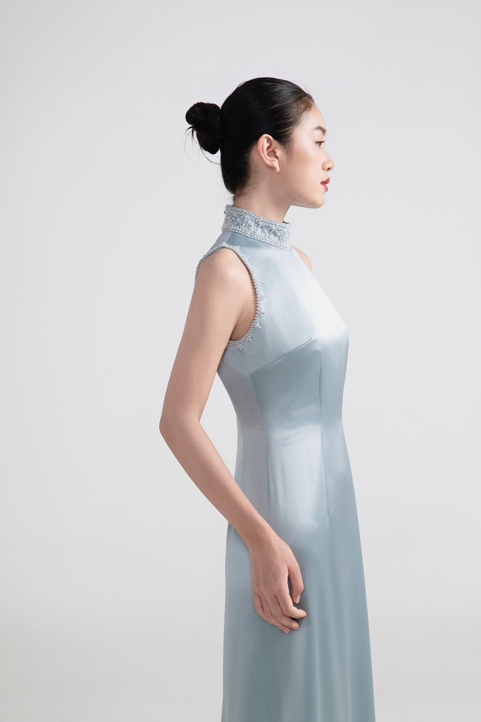 GORGEOUS Long Sleeveless Dress