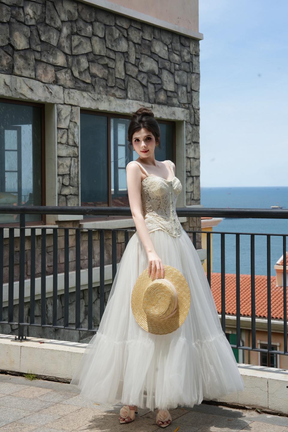 BEL ANGE Lumiere Lace Croset &amp; Meli Long Skirt