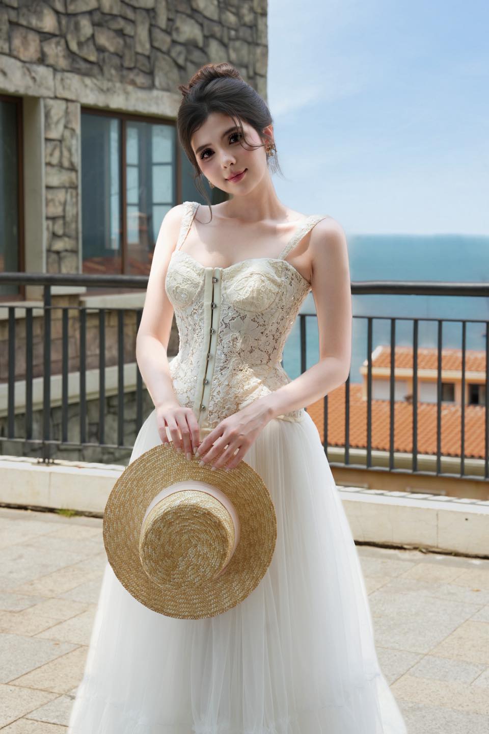 BEL ANGE Lumiere Lace Croset &amp; Meli Long Skirt