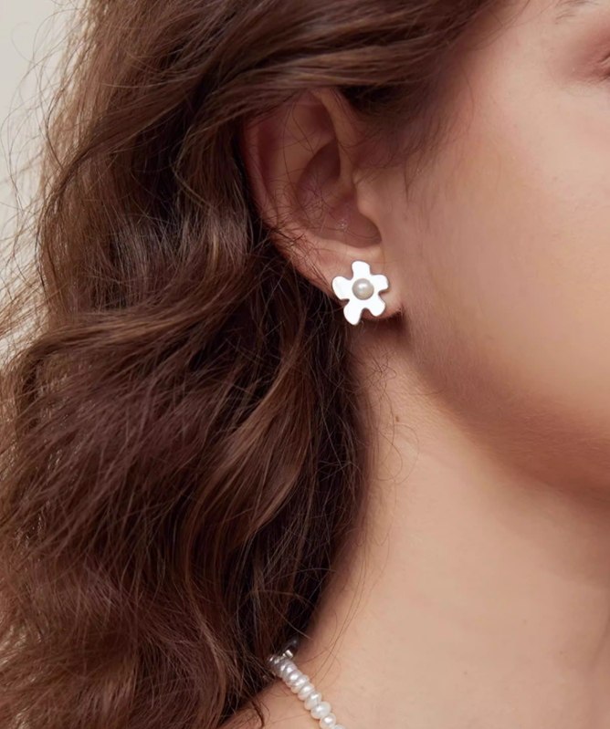 ARSIS Vitality flower Ear studs and clips