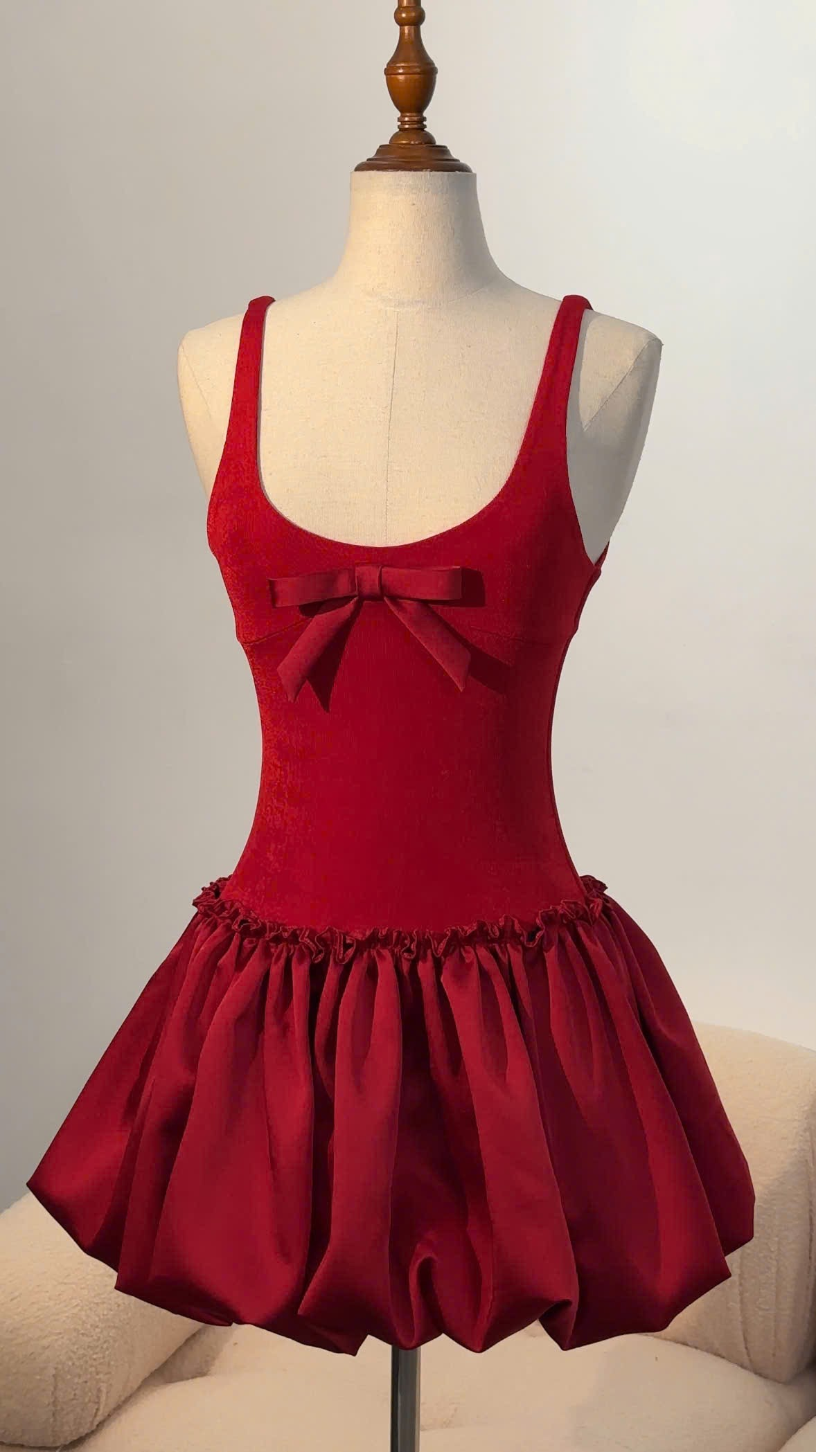Jubin IN-STOCK RED BOW MINI DRESS