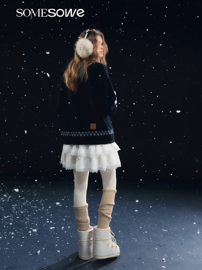 SOMESOWE S2508313 Snowflake Pony Soft Round Neck Sweater