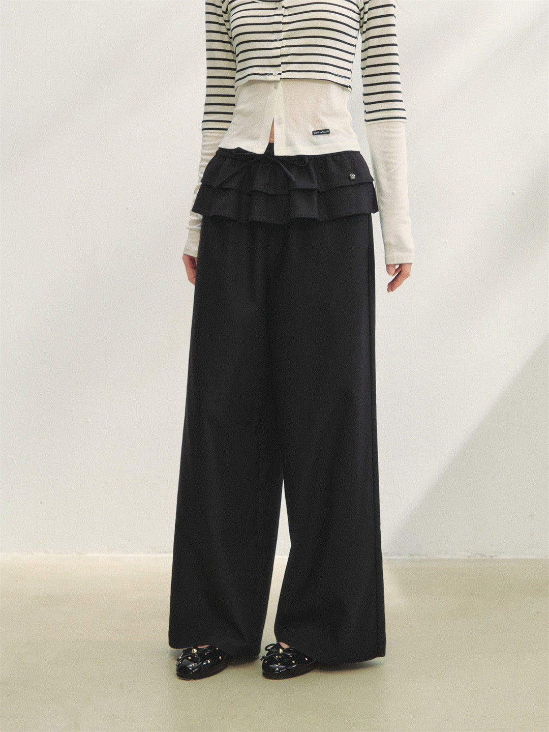 AsGony ASG25275 Double layered ruffle edge tied casual pants