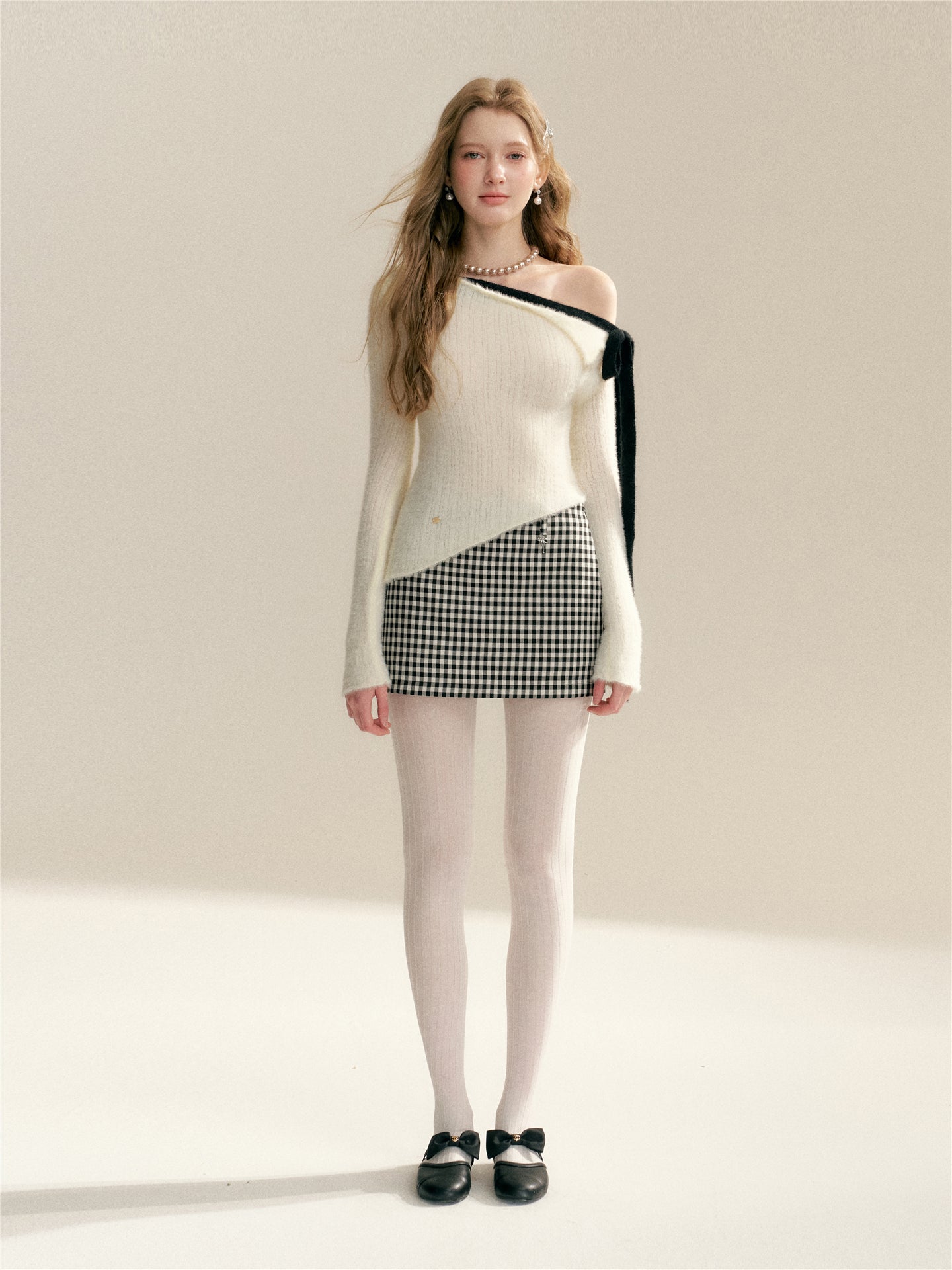 16DEWS 16D26007 Color blocking straps irregular design slim knit sweater