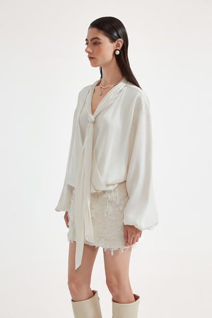 Kingwen V-neck chiffon ribbon shirt + lace skirt