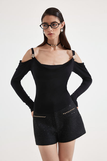 Kingwen Black off shoulder swing collar top