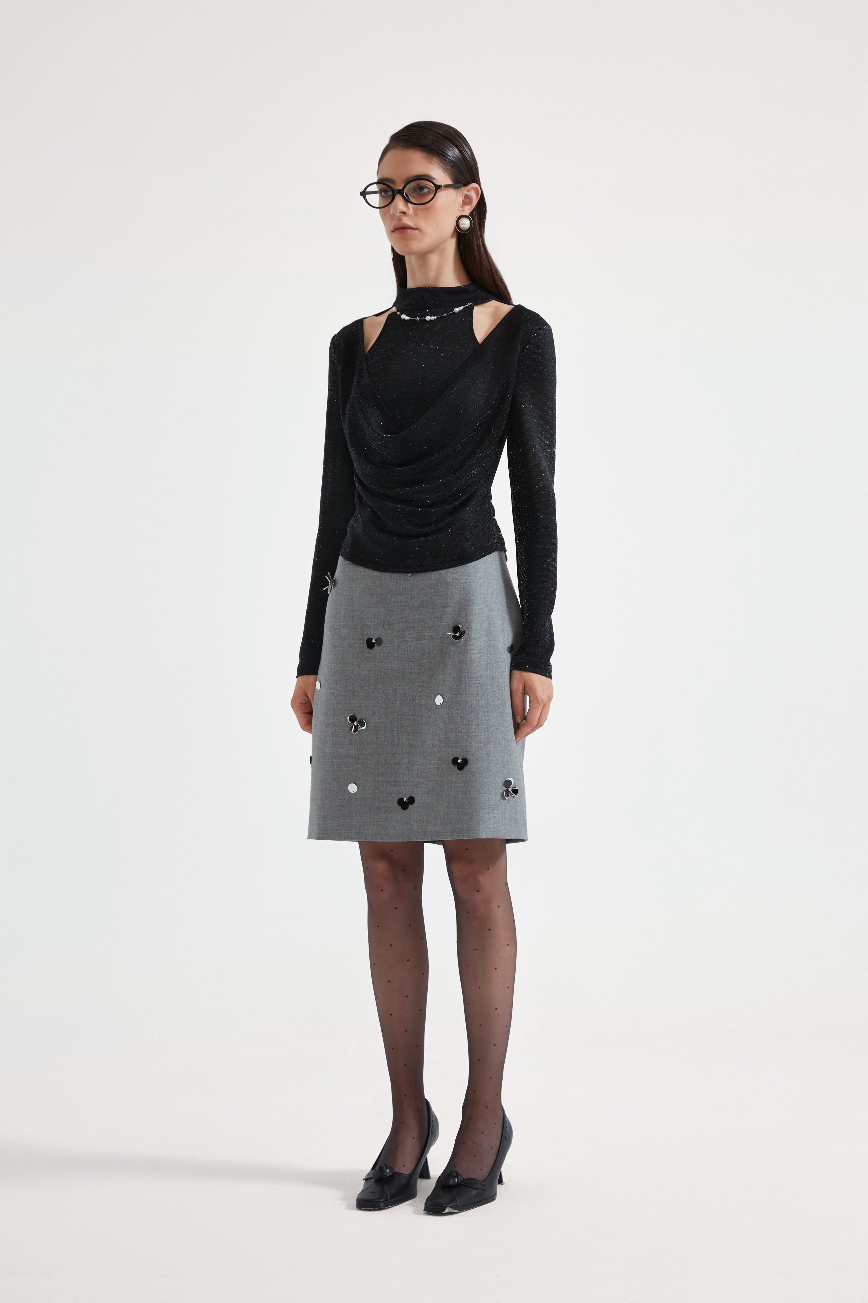 Kingwen Nail bead fake two-piece knitted top + skirt set