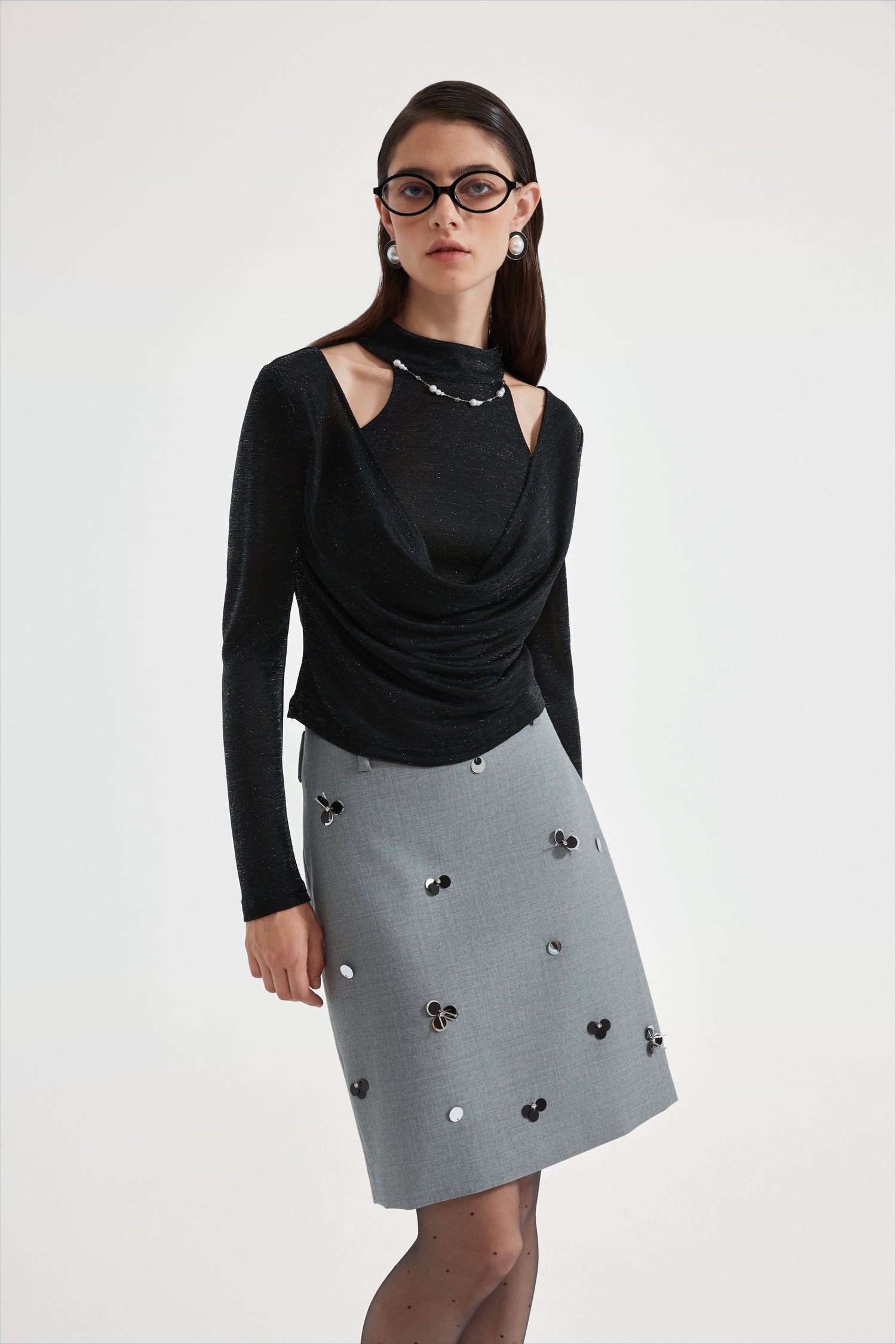 Kingwen Nail bead fake two-piece knitted top + skirt set