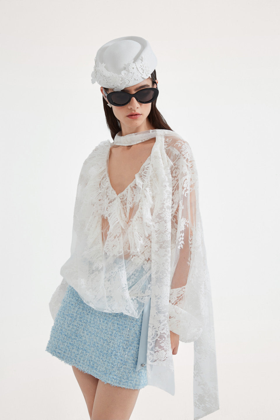 Kingwen Lace ribbon shirt + skirt set